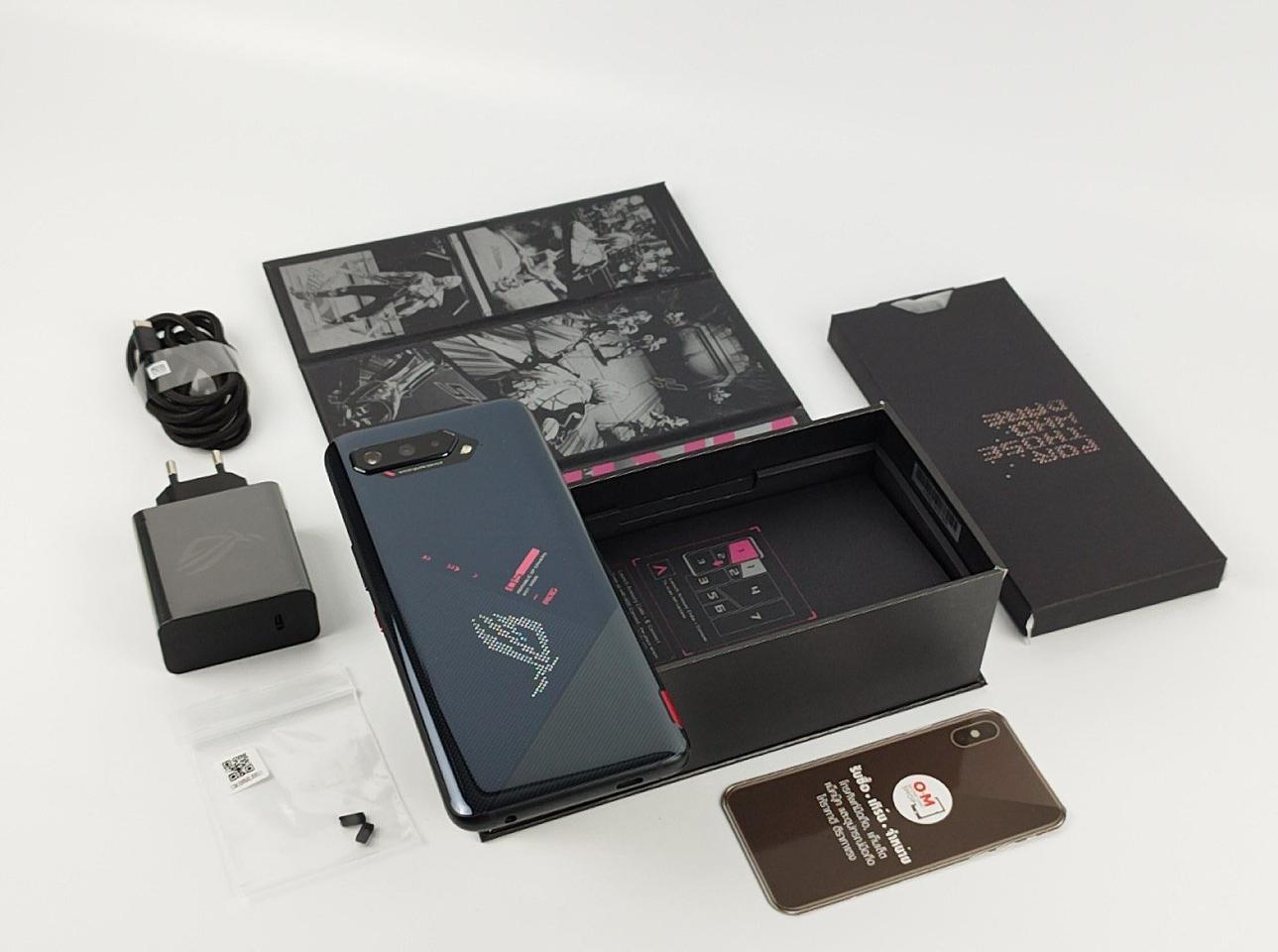 ขาย/แลก Asus Rogphone 5S 12/256GB สี Black ศูนย์ไทย ประกันศูนย์ 15/01/2023 สภาพสวย เพียง 17,900 บาท