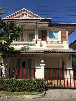 ให้เช่า บ้านเดี่ยว เฟอร์พร้อมเอโทล ลันตา รีสอร์ทไลฟ์ บางนา – วงแหวน 135 ตรม. 39 ตร.วา มีเครื่องซักผ้า