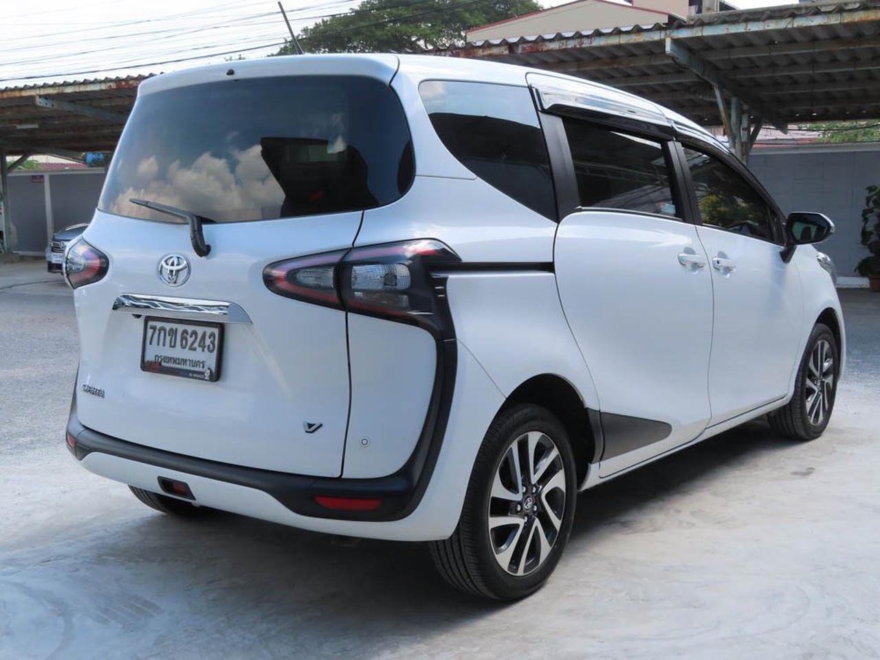 Toyota sienta 2018 характеристики