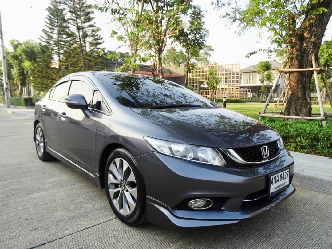 Honda Civic FB 1.8 S ปี 2015 ประวัติศูนย์ตลอด เจ้าของเดียวไม่เคยติดแก๊ส 