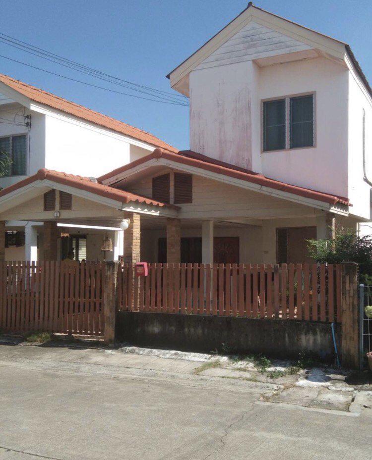 ขายบ้านพร้อมอยู่ ในพื้นที่อ.สัตหีบ 