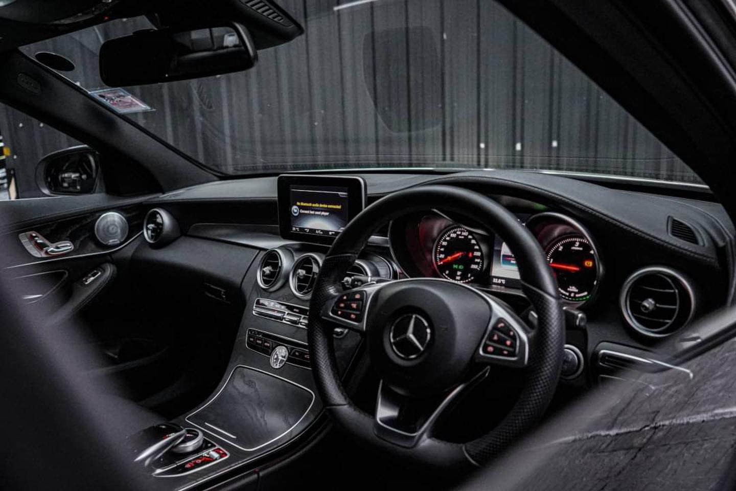 Mercedes Benz C300 BlueTec HYBRID AMG Dynamic 2015 รูปที่ 6