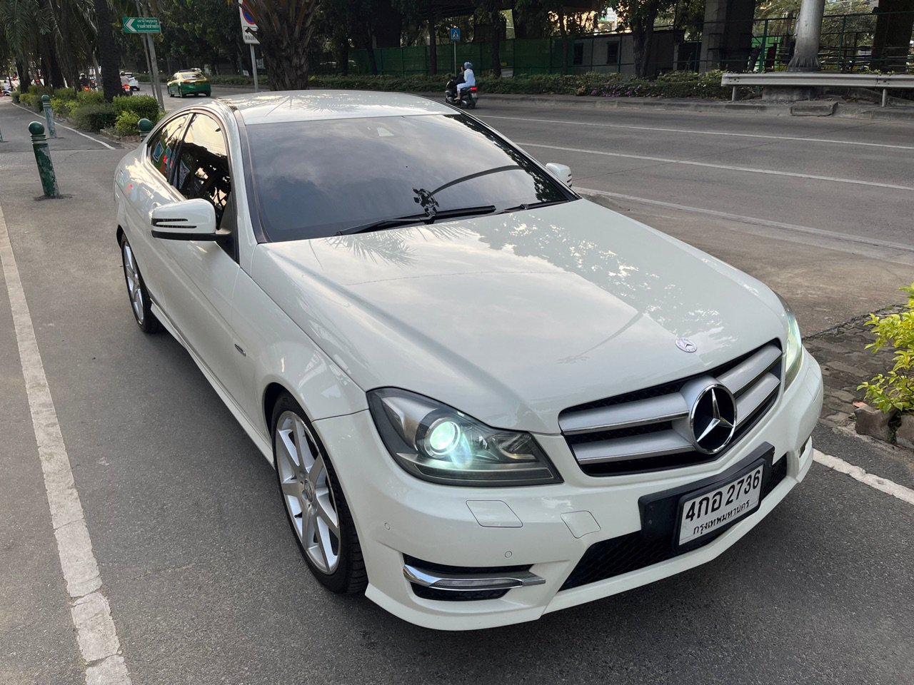  Mercedes Benz C180 Coupe (W204) 