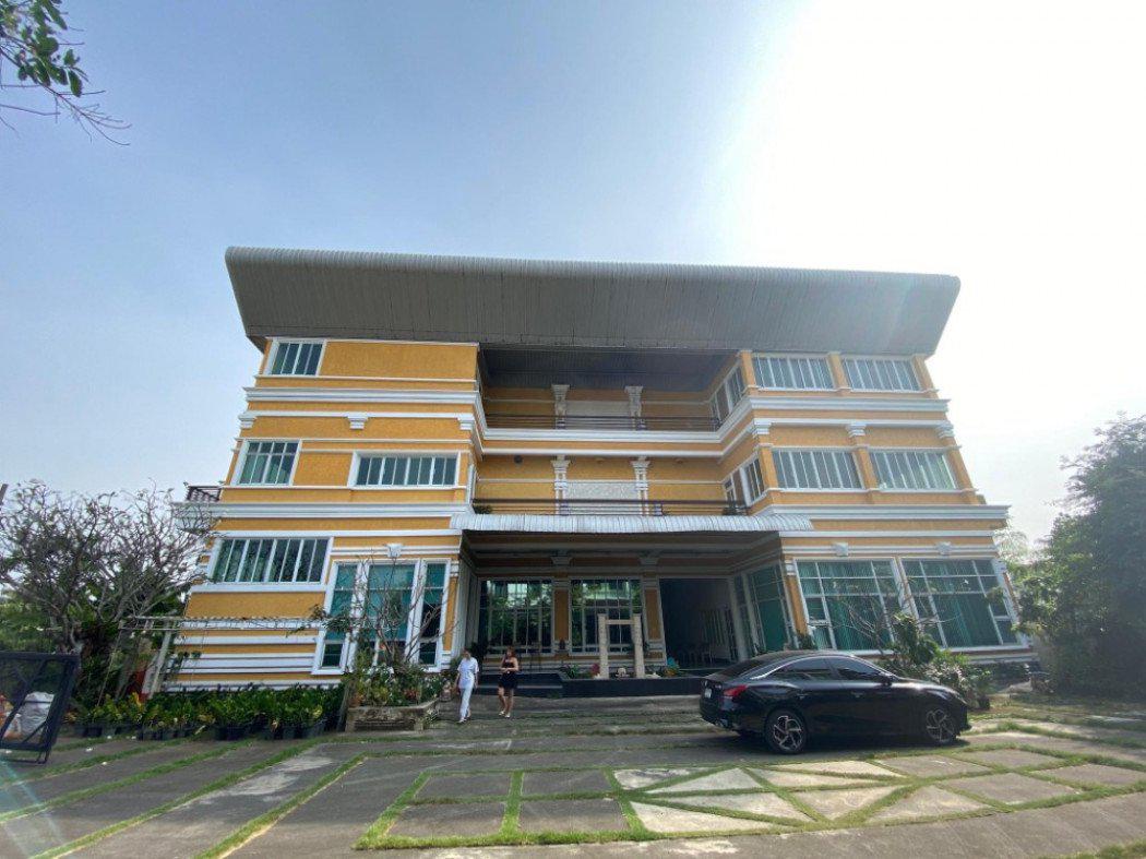 ขาย ออฟฟิศ ติดถนนใหญ่กาญจนา-บางบัวทอง 2760 ตรม. 483.50 ตร.วา ID 11818