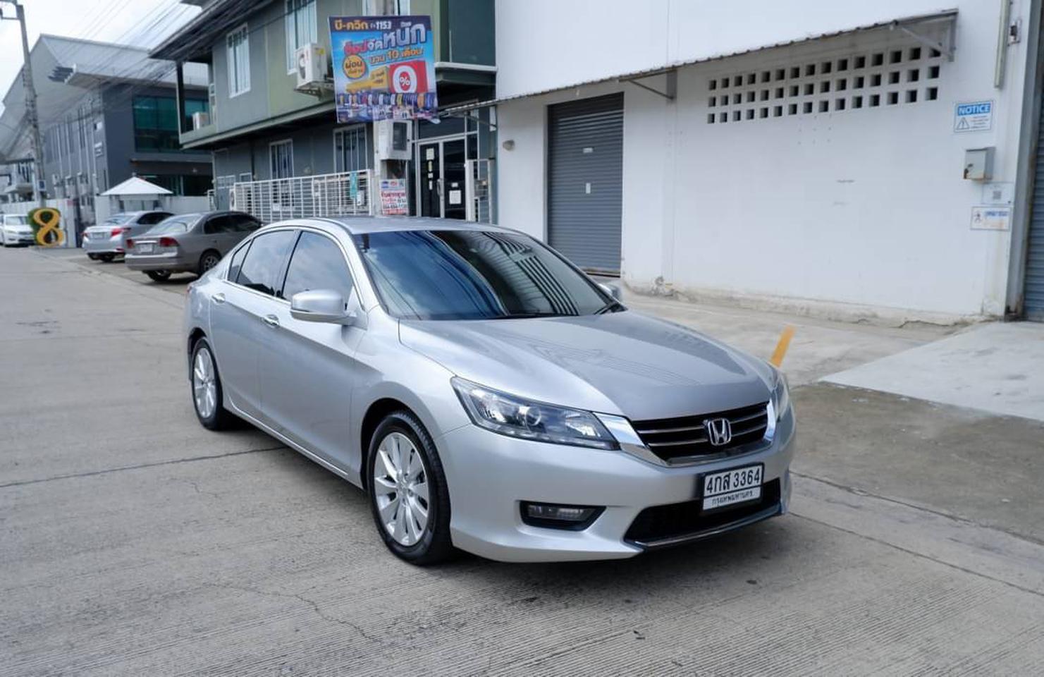 Honda Accord 2.0EL i-VTEC ปี 2016 เกียร์ AT สีบรอนซ์เงิน  ✔️ ไมล์แท้ 113,xxx กม. รูปที่ 2