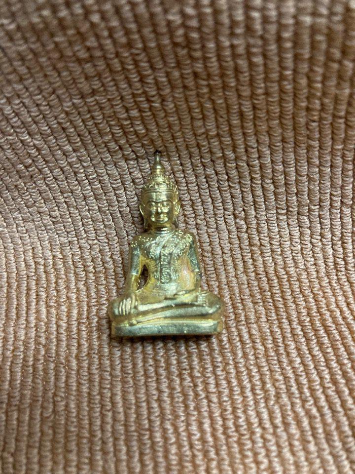 พระชัยเมืองนครราชสีมา รุ่น 1 ปี 2558 โค้ดไม่ชัด