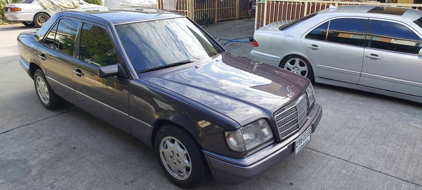 W124 e220 codeC 1994 สีblackberry 