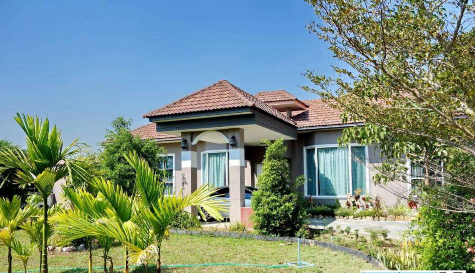Beautiful home for saleบ้านสวยขายถูก เนื้อที่2-0-50ไร่ ด้านหน้าติดถนนเส้นเดียวกับสิงค์ปาร์ค กำลังขึ้น 4 เลน รูปที่ 2