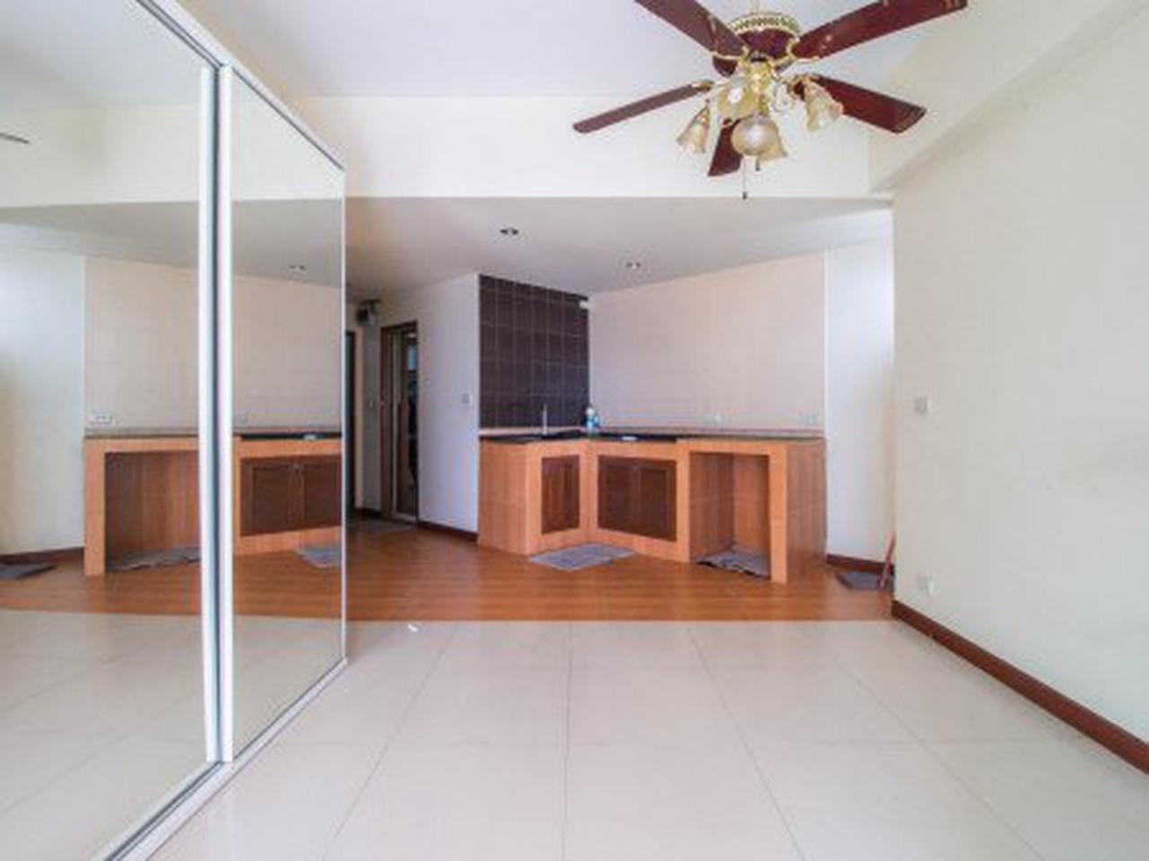 ขาย คอนโด ซอยวิภาวดี 10เรสิเดนซี่ไฮทส์ คอนโดมิเนียม 40 ตรม. 1 ห้องนอน Renovate สวย ใกล้ BTS สะพานควาย และ MRT สุทธิสาร รูปที่ 7