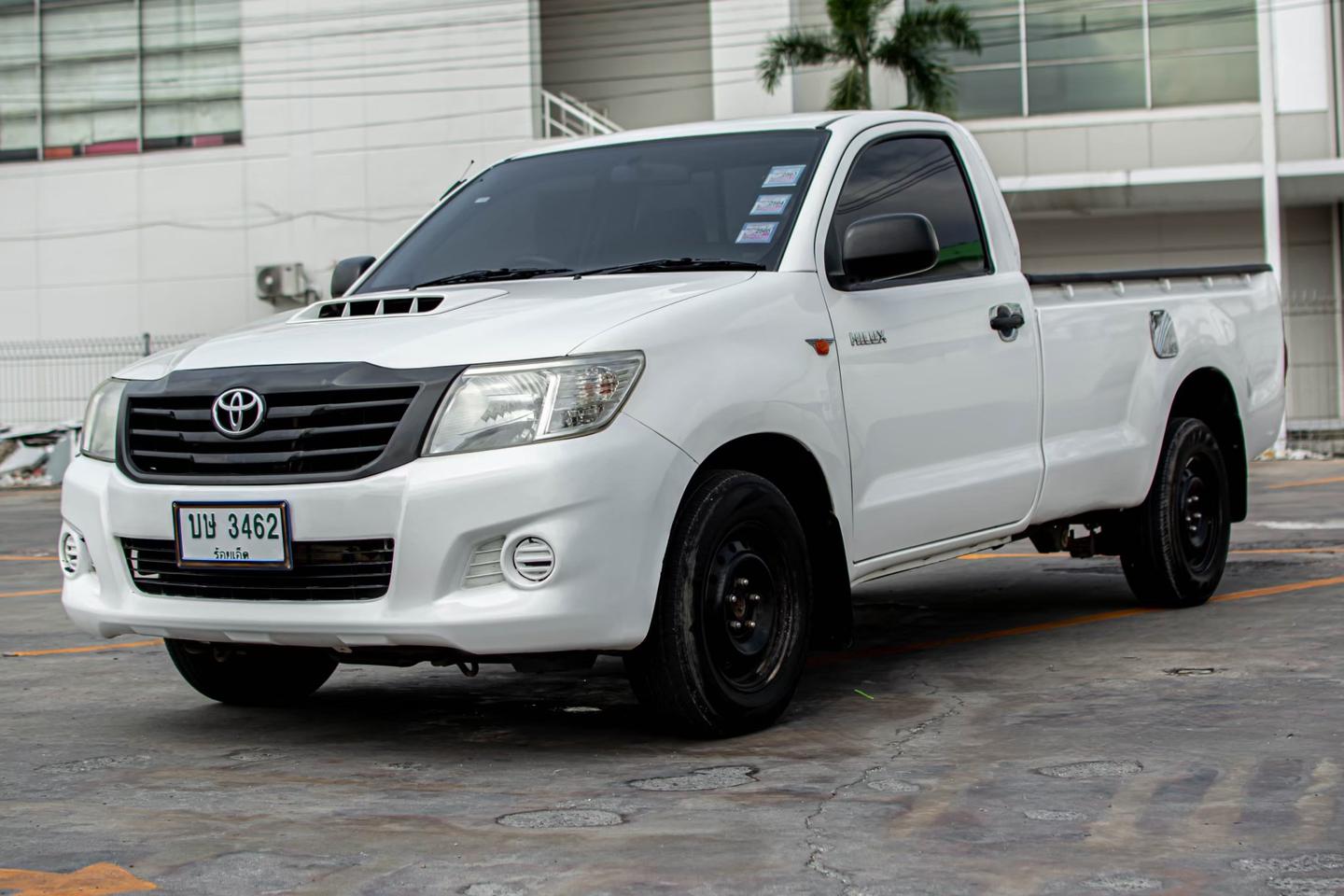 2013/14 Toyota Hilux Vigo 2.5 J a Single Cab ดีเซล เกียร์ธรรมดา  สีขาว