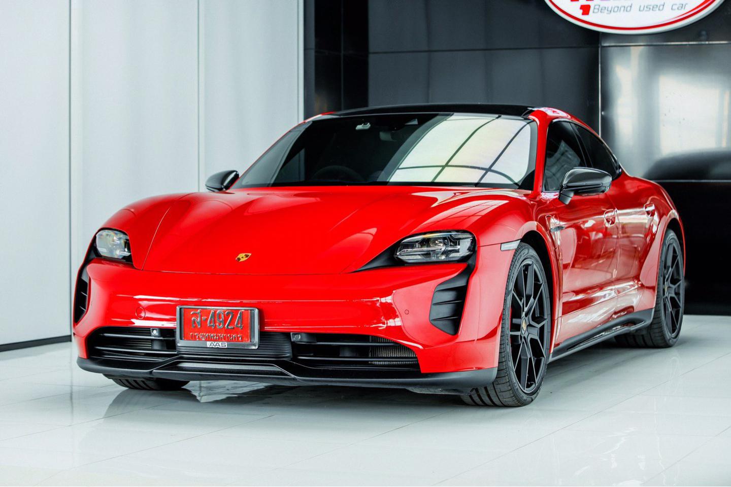 Porsche Taycan GTS รถสปอร์ตคารตัวแรง