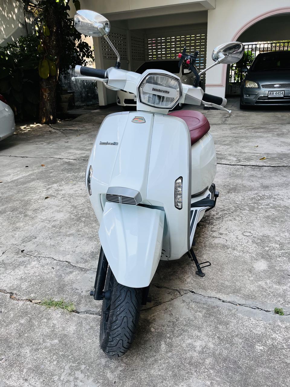 Lambretta V200 Special