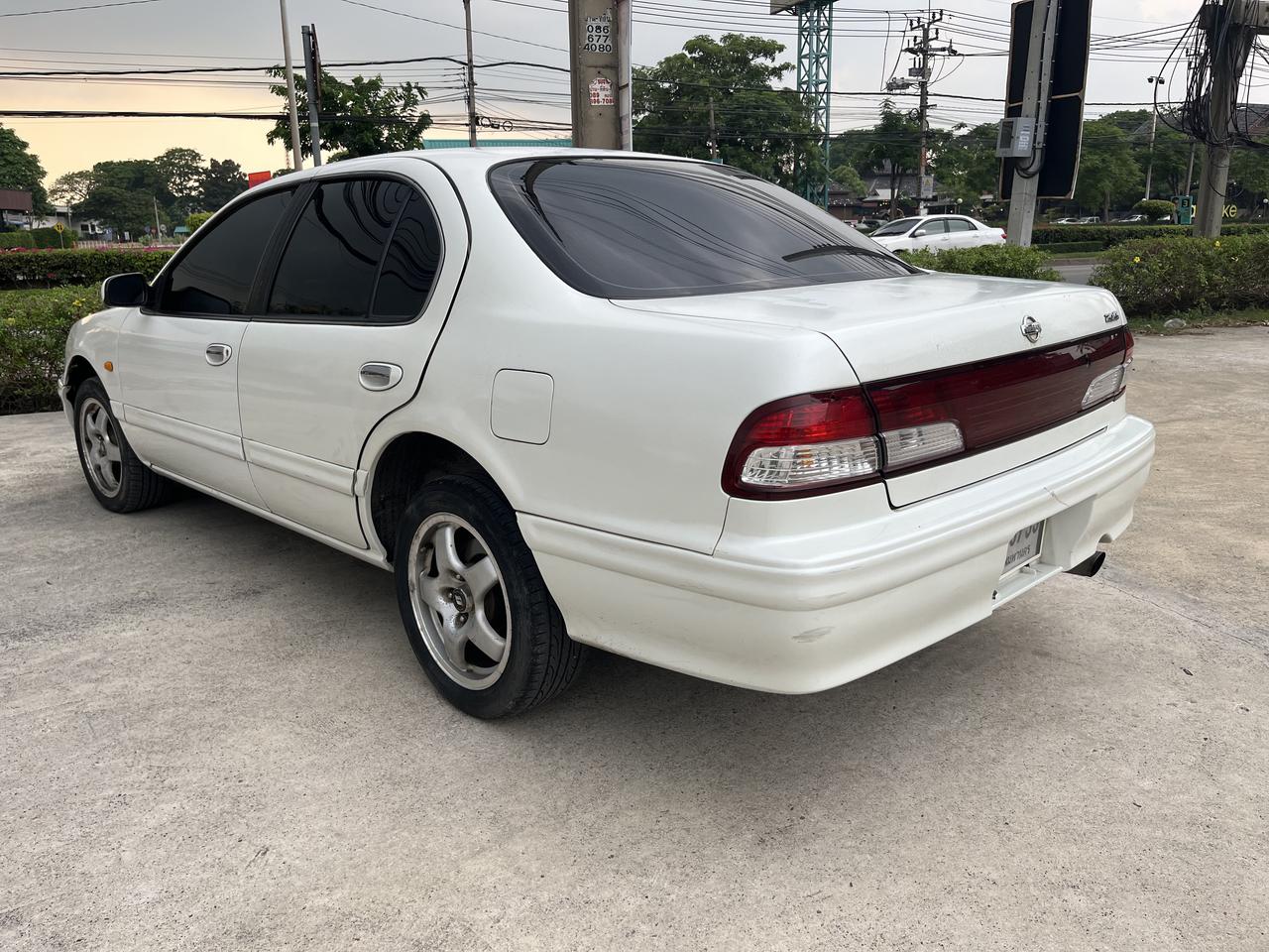 1996 Nissan Cefiro 2.500cc ออโต้ขับดี รูปที่ 2