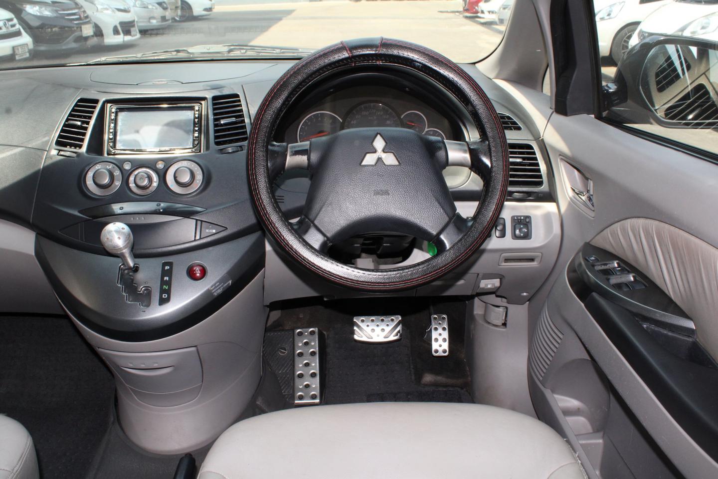 2008 MITSUBISHI SPACE WAGON 2.4 GT *ฟรีดาวน์ แถมประกันภัย รูปที่ 5