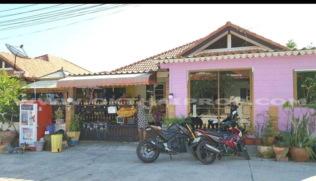 	 บ้านเดี่ยว ม.รามนุช 18 ซ.บ่อนไก่ ต.สัตหีบ จ.ชลบุรี