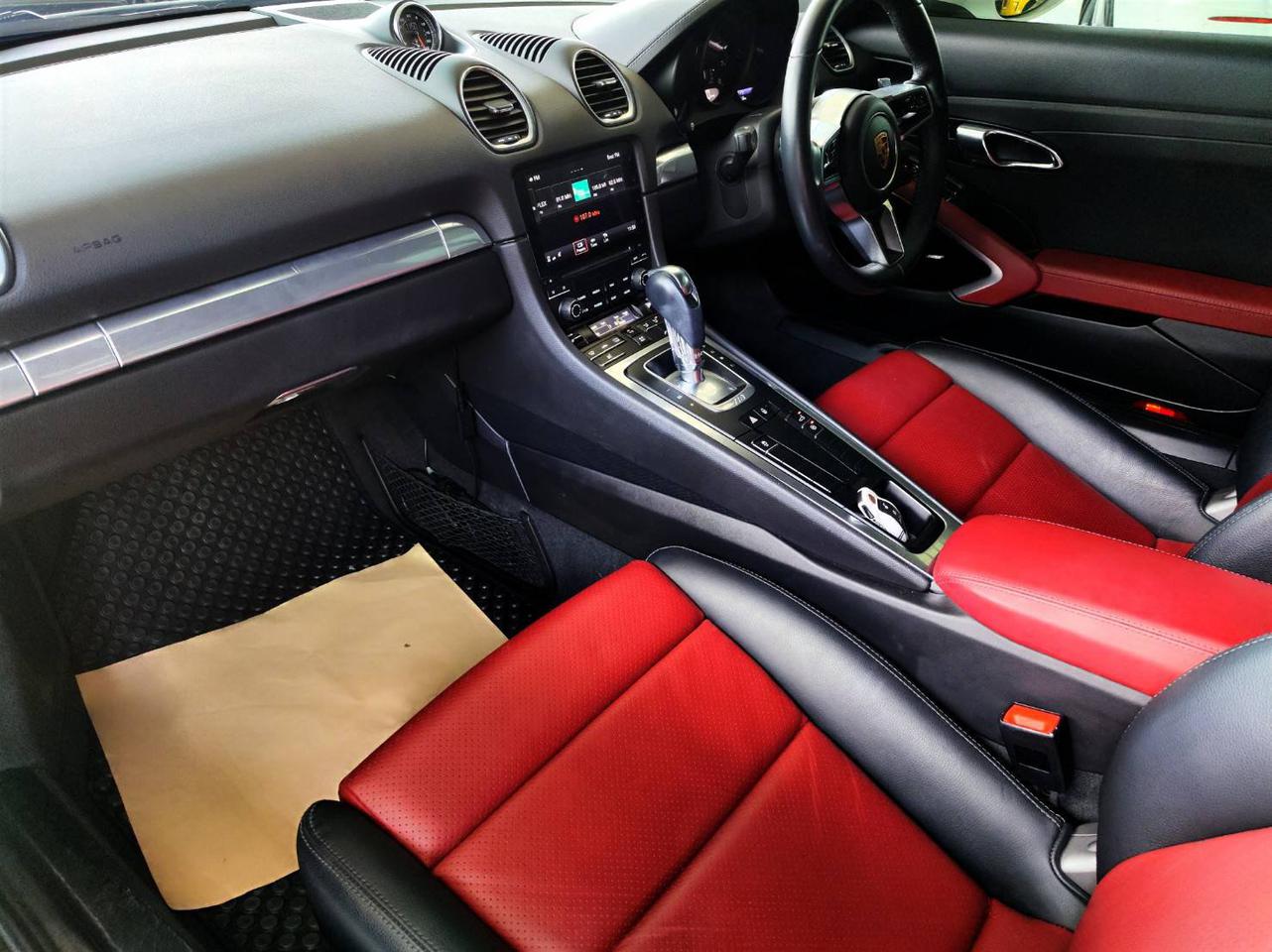 2018 PORSCHE 718 CAYMAN 2.0 Turbo PDK เกียร์ออโต้ สีขาว รูปที่ 6