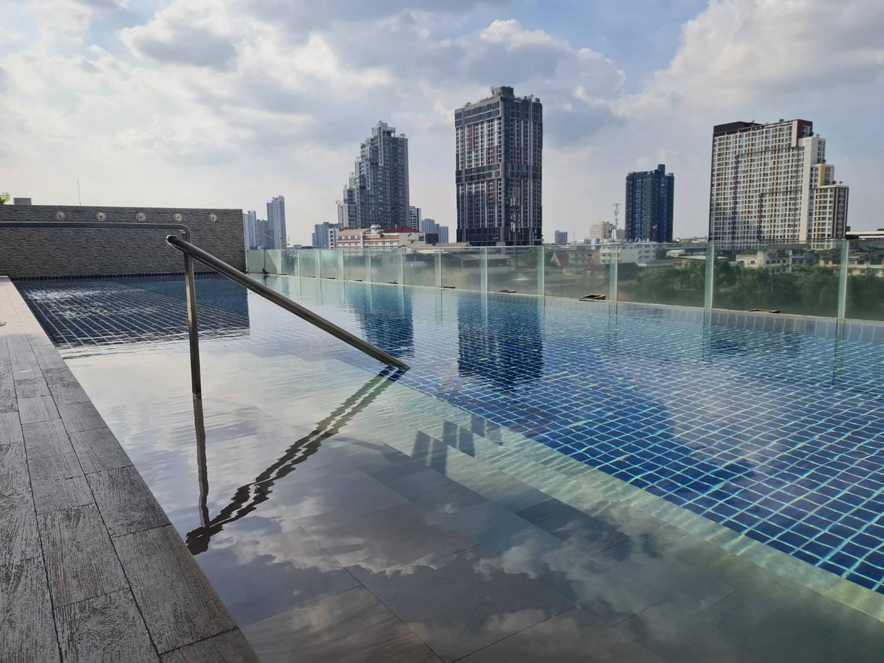 ขายคอนโด เดอะพาร์คแลนด์ ตากสิน ท่าพระ