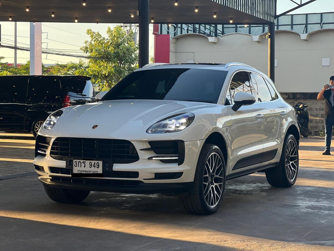 2019 PORSCHE MACAN 95B Facelift Macan 2.0 | ENNXO