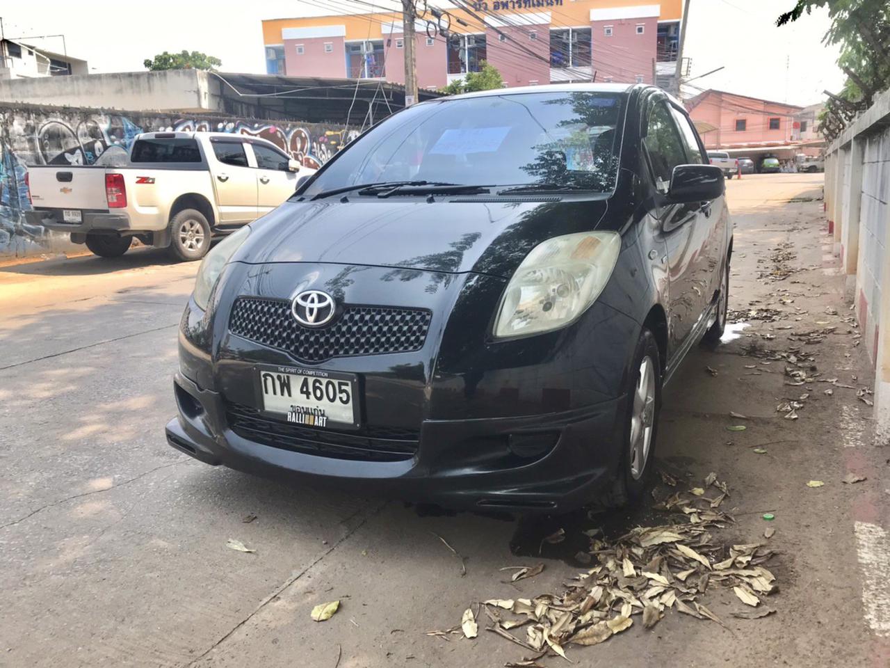 Toyota yaris E รูปที่ 2