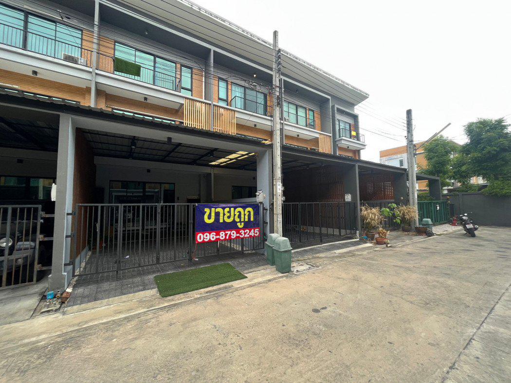 ขาย ทาวน์เฮ้าส์ Eco Space เกษตรนวมินทร์ 3 ชั้น 20.8 ตรว
