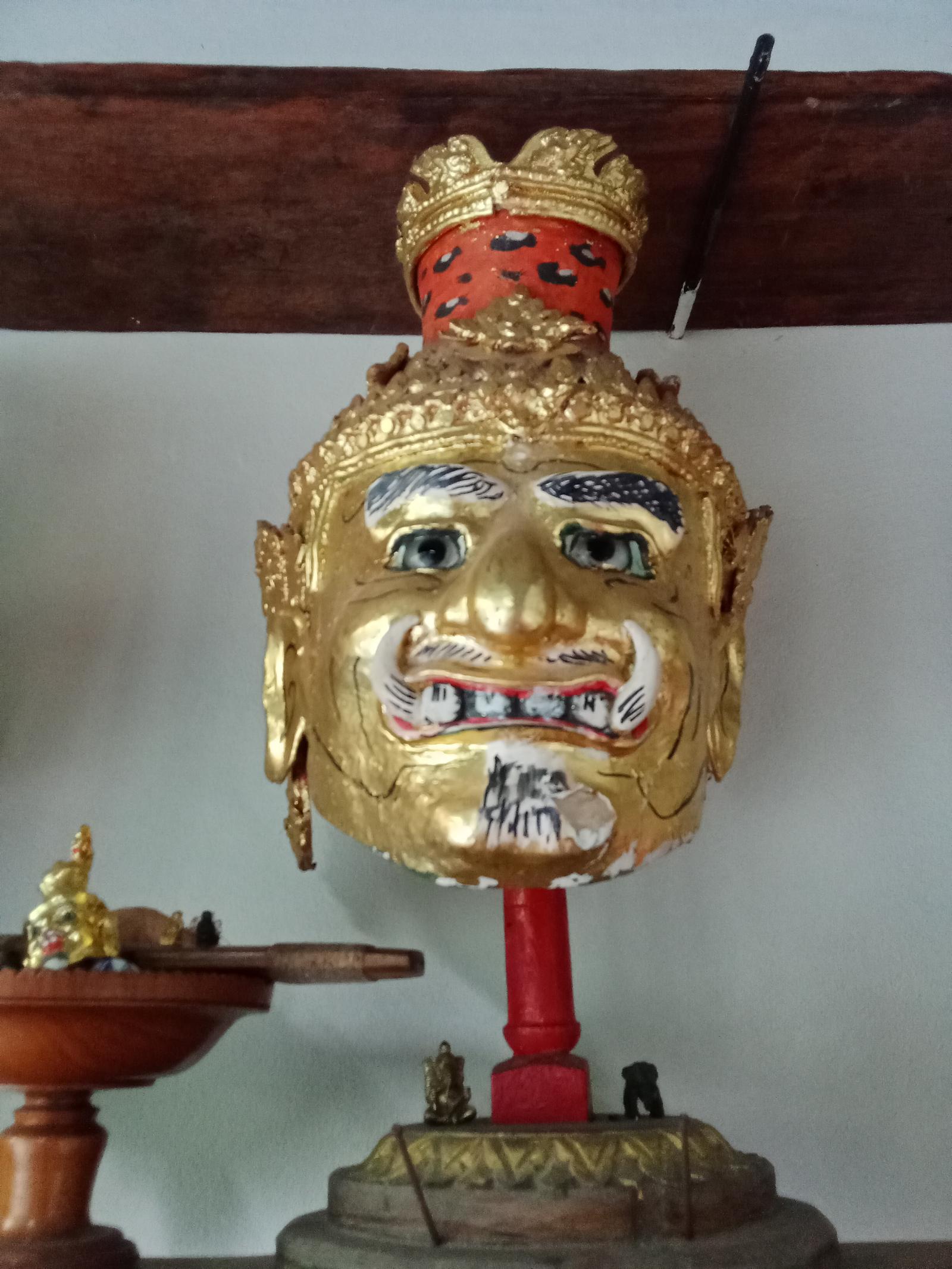 ร้าน พ่อบ้านสร้างตัว 