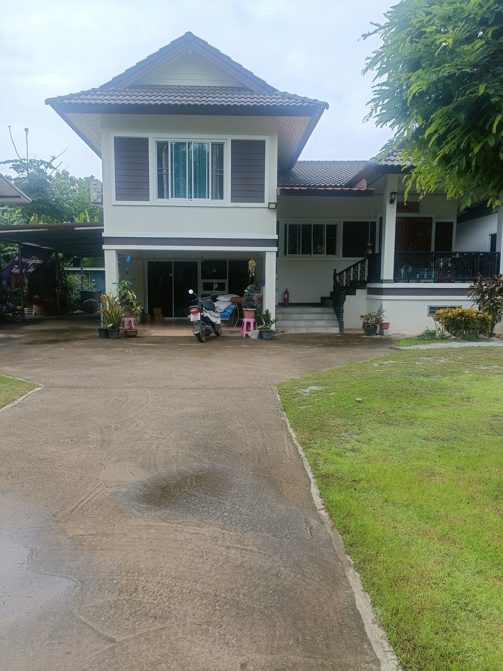 ร้าน สุรพันธุ์ จันทร์หอม