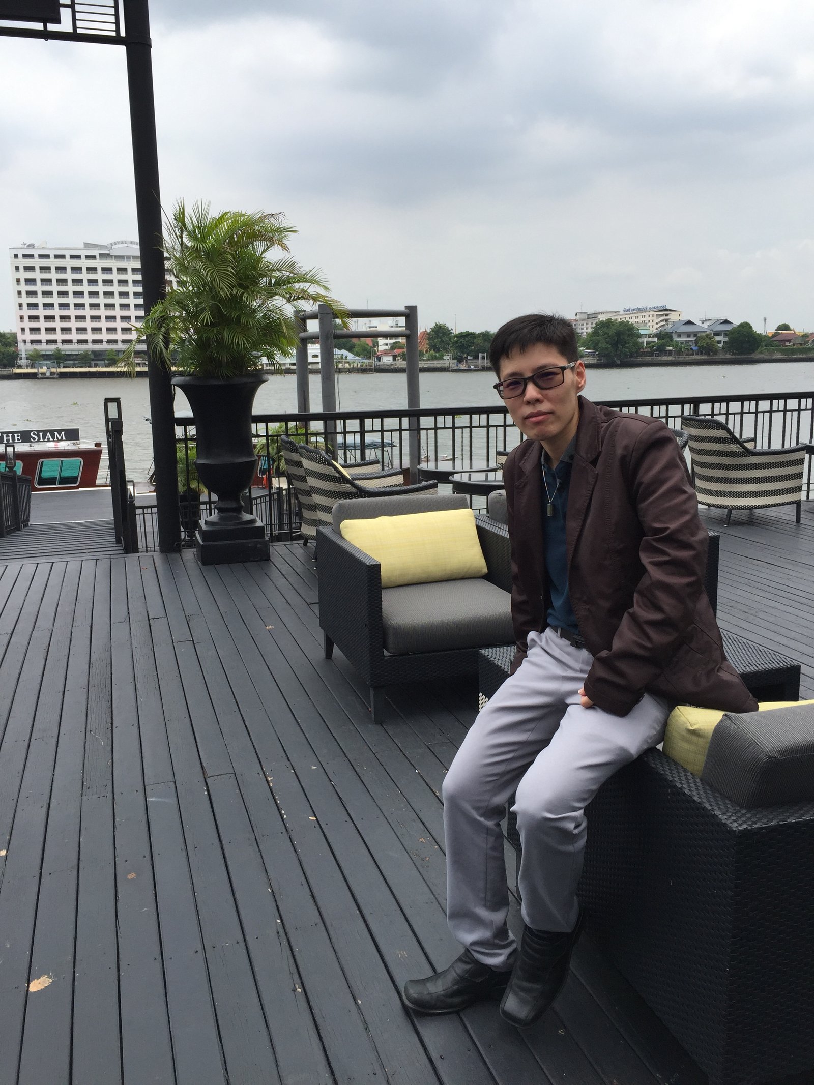 ร้าน Nongzarr รองเท้า sports