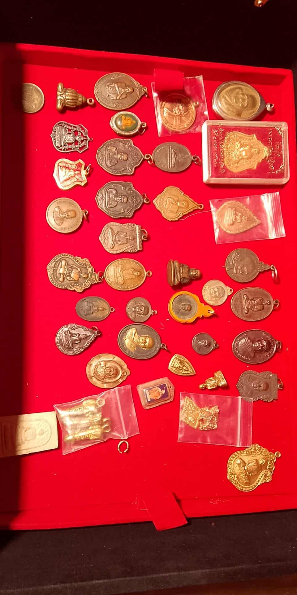 ร้าน จิรายุ เอมจิน