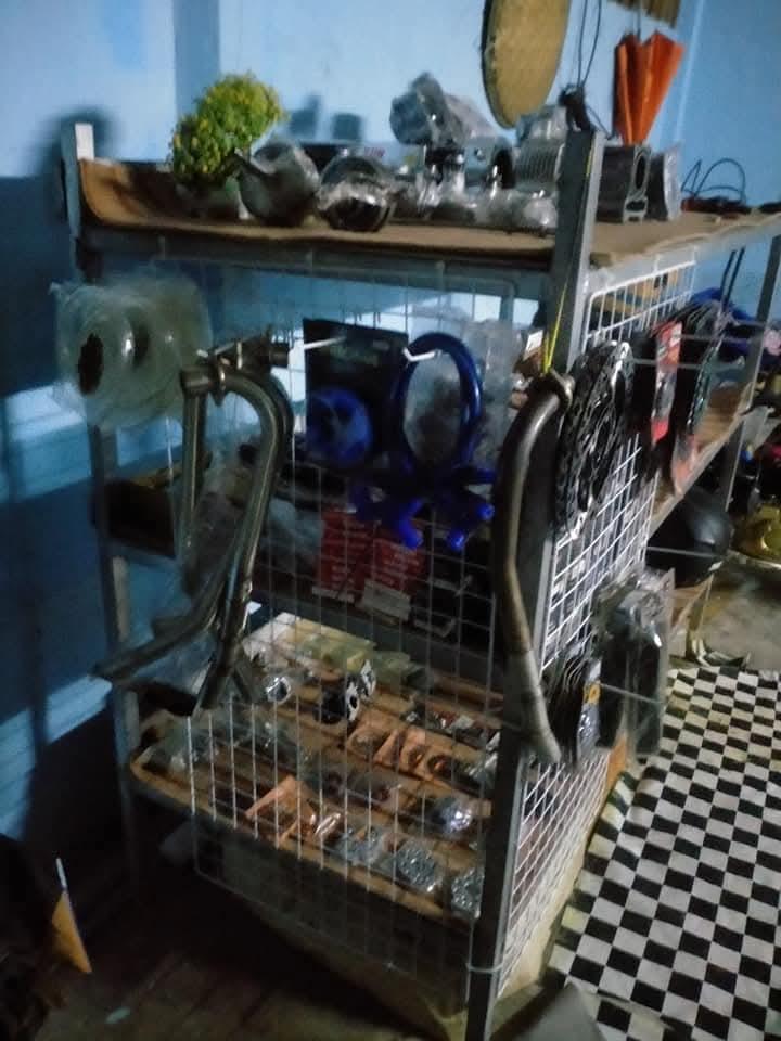 ร้าน chanon พงษ์ศาสตร์