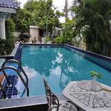 Sale Nice House with large pool area 800 sqm. special price now  รูปที่ 1