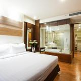 4 star hotel at Ratchada for rent, monthly rental for one bed room 80 sqm full service, rare price รูปเล็กที่ 2