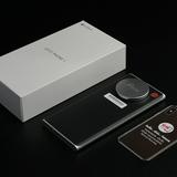 ขาย/แลก Leitz phone1 12/256 Silver มือถือจากค่าย Leica สภาพสวยมาก Snap888 แท้ ครบยกกล่อง เพียง 38,900 บาท 
