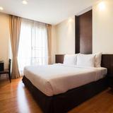 4 star hotel at Ratchada for rent, monthly rental for two bed room 79 sqm full service, rare price รูปเล็กที่ 3