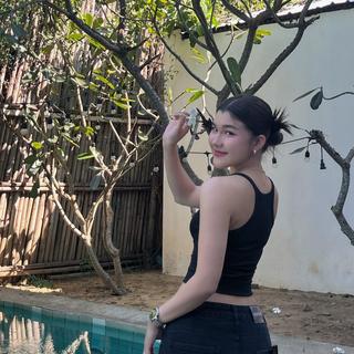 รูปโปรไฟล์ ของ proud inthong