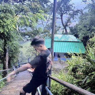 รูปโปรไฟล์ ของ ธนัท บุตรคล้อย