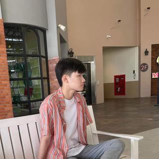 รูปโปรไฟล์ ของ ภูกิจ แก้วมณี