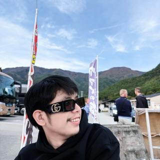 Profile picture of ฌาปวีณ์ พันยูเทพ