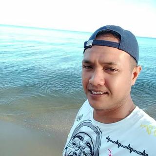 รูปโปรไฟล์ ของ บอม เด็กใต้ ป้ายสุราษฎร์ธานี