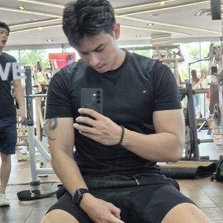 รูปโปรไฟล์ ของ Surachet Prasongdee