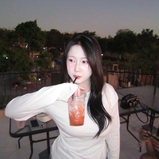 รูปโปรไฟล์ ของ Phicha Lernthaisong