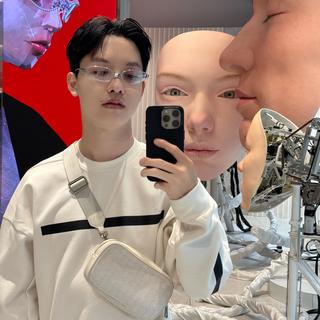 รูปโปรไฟล์ ของ กรณ์ โรจนวงศ์สกุล