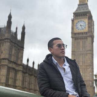 รูปโปรไฟล์ ของ Phanupong Top