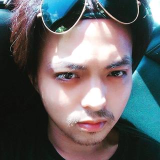 รูปโปรไฟล์ ของ ตั่งตั๋ง ไตรพรวรกิจ